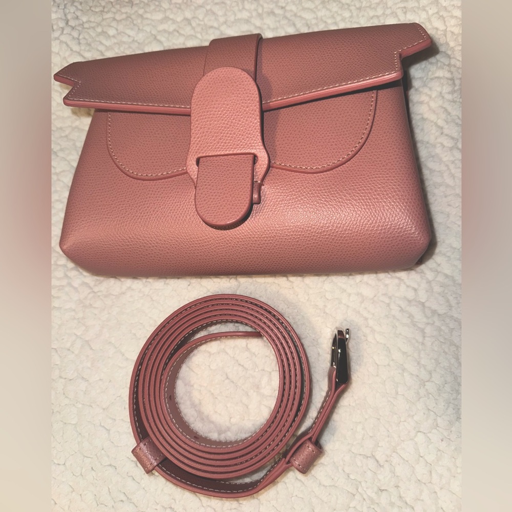 SENREVE ARIA BELT BAG in PINK Color